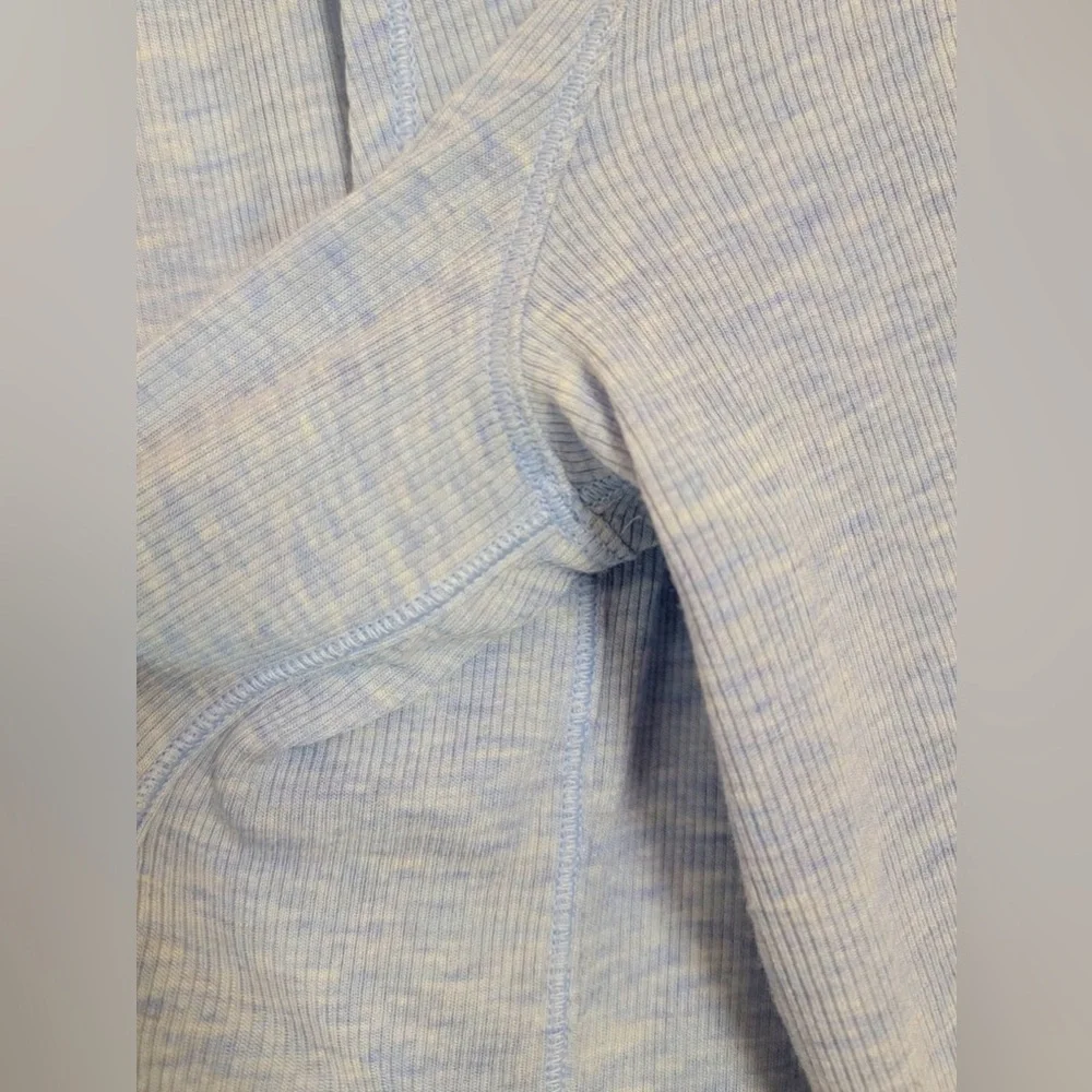 Lululemon Loved and Lifted Long Sleeve•Open Back-Heather Daydream•LIKE NEW•6 - Picture 10 of 15